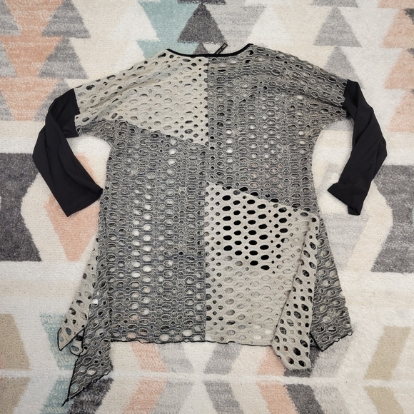IC by Connie K open knit cover up tunic blouse size small - Picture 4 of 5